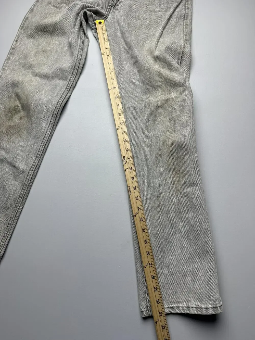 Vintage Levis Jeans Mens 32x32 Gray Acid Wash Denim Straight Distressed USA VTG